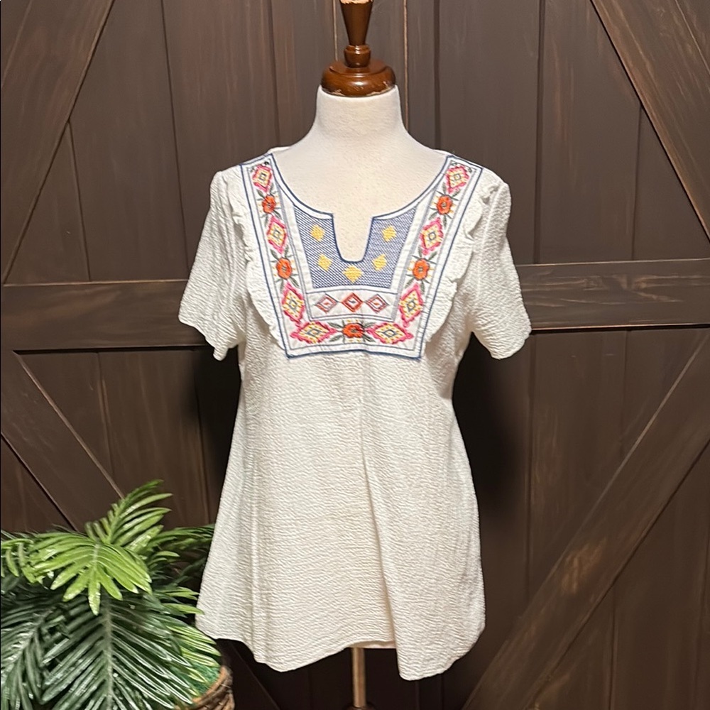 White and Blue Embroidery Short Sleeve Blouse with Bib Collar